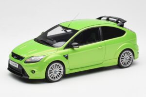 Ford Focus RS Mk2 Zöld Otto 1:18 OT381 Gyanta