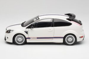 Ford Focus RS Mk2 LM Classic Fehér Mk IIb Tribute Minichamps 1:18 100080167 Fém – 4. kép a 8-ből