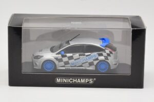 Ford Focus RS Mk2 Promo Blue Wheels Minichamps 1:43 FORD002 Fém – 4. kép a 4-ből