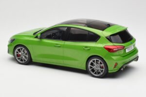 Ford Focus ST Mk4 Zöld MCG 1:18 MCG18452 Fém – 5. kép a 6-ből