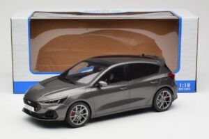 Ford Focus ST Mk4 Szürke MCG 1:18 MCG18454 Fém – 6. kép a 6-ből