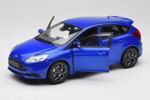 Ford Focus ST Mk2 Blue Metallic Minichamps 1:18 110082001 Fém – 2. kép a 8-ből