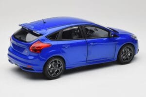 Ford Focus ST Mk2 Blue Metallic Minichamps 1:18 110082001 Fém – 3. kép a 8-ből