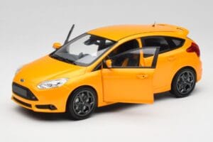 Ford Focus ST Mk2 Tangerine Scream Minichamps 1:18 110082005 Fém – 2. kép a 8-ből