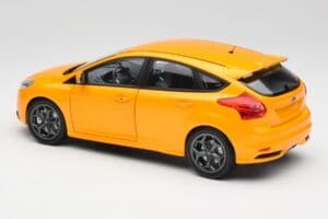 Ford Focus ST Mk2 Tangerine Scream Minichamps 1:18 110082005 Fém – 7. kép a 8-ből