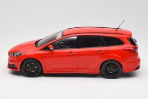 Ford Focus ST Turnier Mk3 Race Red MCG 1:18 MCG18466 Fém – 3. kép a 6-ből