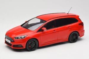Ford Focus ST Turnier Mk3 Race Red MCG 1:18 MCG18466 Fém