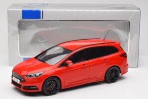 Ford Focus ST Turnier Mk3 Race Red MCG 1:18 MCG18466 Fém – 6. kép a 6-ből