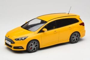 Ford Focus ST Turnier Mk3 Sárga MCG 1:18 MCG18464 Fém