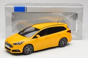 Ford Focus ST Turnier Mk3 Sárga MCG 1:18 MCG18464 Fém – 6. kép a 6-ből