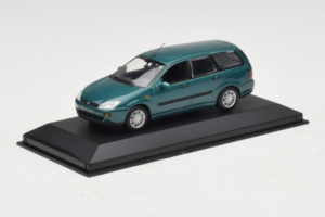 Ford Focus Mk1 Turnier Zöld Minichamps 1:43 FOCUS003 Fém – 2. kép a 5-ből