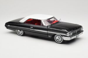 Ford Galaxie 500 Fekete Sun Star 1:18 1442 Fém – 6. kép a 8-ből