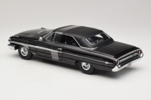 Ford Galaxie 500 Men in Black 3 Movie GreenLight 1:18 15301 Fém – 5. kép a 6-ből