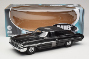 Ford Galaxie 500 Men in Black 3 Movie GreenLight 1:18 15301 Fém – 6. kép a 6-ből