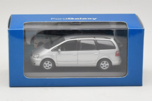 Ford Galaxy Mk2 Ezüst Minichamps 1:43 GALAXY001 Fém – 4. kép a 4-ből