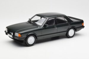 Ford Granada Mk2 2.8 Injection Sötétzöld MCG 1:18 MCG18263 Fém