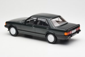 Ford Granada Mk2 2.8 Injection Sötétzöld MCG 1:18 MCG18263 Fém – 5. kép a 6-ből