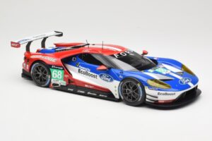 Ford GT GTE #68 D. Muller / J. Hand / S. Bourdais Chip Ganassi Racing LMGTE Pro 24 Hours of Le Mans 2016 Winner Minichamps 1: – 4. kép a 6-ből