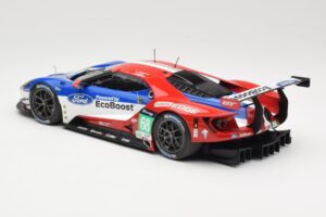 Ford GT GTE #68 D. Muller / J. Hand / S. Bourdais Chip Ganassi Racing LMGTE Pro 24 Hours of Le Mans 2016 Winner Minichamps 1: – 5. kép a 6-ből