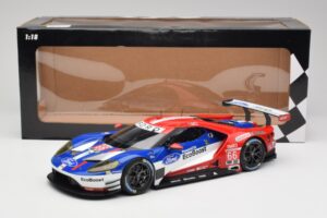 Ford GT #68 D. Muller / J. Hand / S. Bourdais LMGTE Pro Winner 24 Hours of Le Mans 2016 Minichamps 1:18 4012138143098 Fém – 6. kép a 6-ből