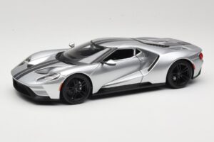 Ford GT Ezüst Maisto 1:18 31384 Fém