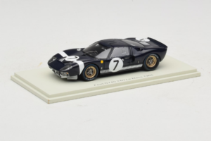 Ford GT40 Mk I #7 B. Bondurant / U. Maglioli 24 Hours of Le Mans 1965 Spark 1:43 S4536 Gyanta – 2. kép a 4-ből