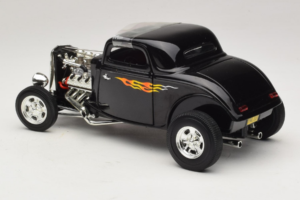 Ford Hot Rod Fekete Rydell High Grease ERTL 1:18 36602 Fém – 5. kép a 6-ből