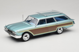 Ford Country Squire Kék MCG 1:18 MCG18049 Fém