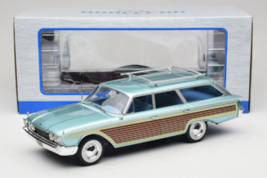 Ford Country Squire Kék MCG 1:18 MCG18049 Fém – 6. kép a 6-ből