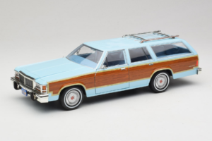 Ford LTD Country Squire Charlie's Angels Movie GreenLight 1:18 19066 Fém