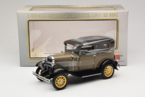 Ford Model A Tudor Chicle Drab Motor City 1:18 41003 Fém – 6. kép a 6-ből