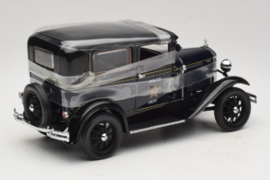 Ford Model A Tudor Police Car Motor City 1:18 43008 Fém – 2. kép a 6-ből