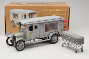 Ford Model T Díszített Faragott Halottaskocsi Precision Miniatures 1:18 PMSC-07G Fém – 8. kép a 8-ből