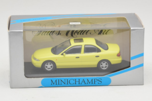 Ford Mondeo Mk1 Citrus Yellow Minichamps 1:43 MIN0821001 Fém – 4. kép a 4-ből