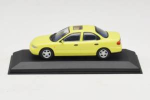 Ford Mondeo Mk1 Citrus Yellow Minichamps 1:43 MIN0821001 Fém