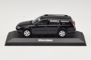 Ford Mondeo Mk3 Touring Fekete Minichamps 1:43 MONDEO003 Fém