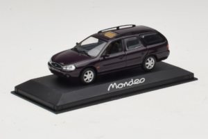 Ford Mondeo Mk1 Turnier Dark Blue Metallic Minichamps 1:43 43306312 Fém – 2. kép a 4-ből