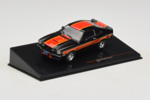 Ford Mustang Cobra II Fekete IXO 1:43 CLC599N Fém – 2. kép a 4-ből