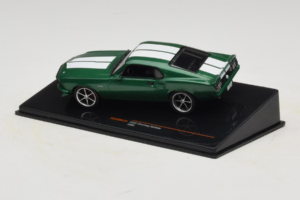 Ford Mustang Custom Zöld IXO 1:43 CLC530N Fém – 3. kép a 4-ből