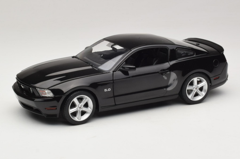 Ford Mustang GT Fekete Drive Movie GreenLight 1:18 13609 Fém