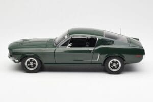 Ford Mustang GT Bullitt Zöld AUTOart 1:18 72812 Fém – 4. kép a 8-ből