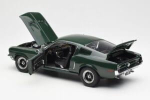 Ford Mustang GT Bullitt Zöld AUTOart 1:18 72812 Fém – 5. kép a 8-ből