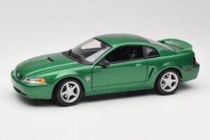 Ford Mustang GT SN95 Zöld Maisto 1:18 50326 Fém