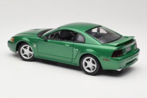 Ford Mustang GT SN95 Zöld Maisto 1:18 50326 Fém – 7. kép a 8-ből