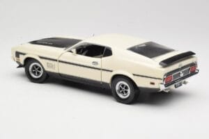 Ford Mustang Mach 1 Fehér Sun Star 1:18 3602 Fém – 7. kép a 8-ből
