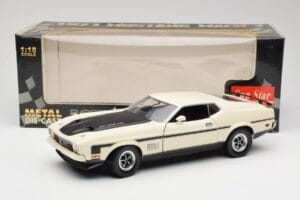 Ford Mustang Mach 1 Fehér Sun Star 1:18 3602 Fém – 8. kép a 8-ből
