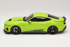 Ford Mustang RTR Spec 3 Sárga GT Spirit 1:18 GT565 Gyanta – 3. kép a 6-ből
