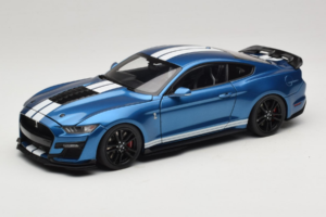 Ford Mustang Shelby GT500 S550 Atlas Blue Metallic IXO 1:18 18RDC244-FO Fém