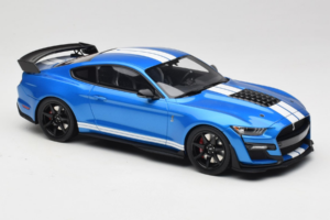 Ford Mustang Shelby GT500 S550 Kék GT Spirit 1:18 GT268 Gyanta – 4. kép a 6-ből