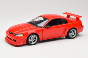 Ford Mustang SVT Cobra R SN95 Piros Maisto 1:18 531872 Fém